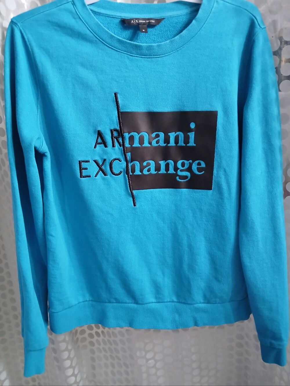 Armani Exchange Women's Medium Turquoise Crewneck Sweatshirt. FF#472